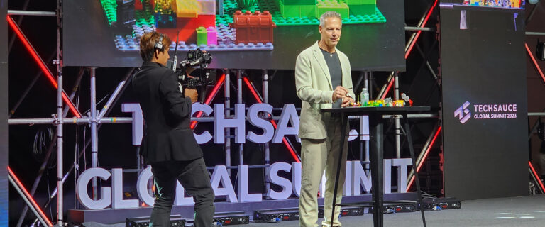 Read more about the article Building Bridges with LEGO® SERIOUS PLAY®: Unleashing Creativity for Effective Communicatio